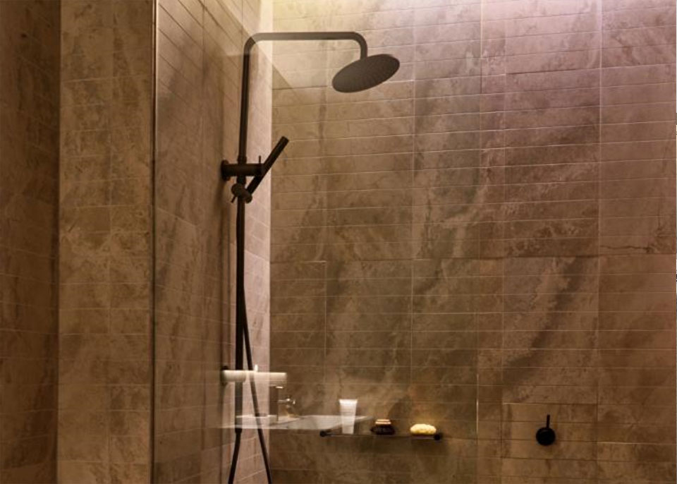 Frameless Shower Screen by Instyle Wardrobes